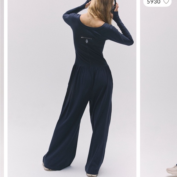 Hot Shot Free People Large Women's Navy Jumpsuit - Picture 2 of 4